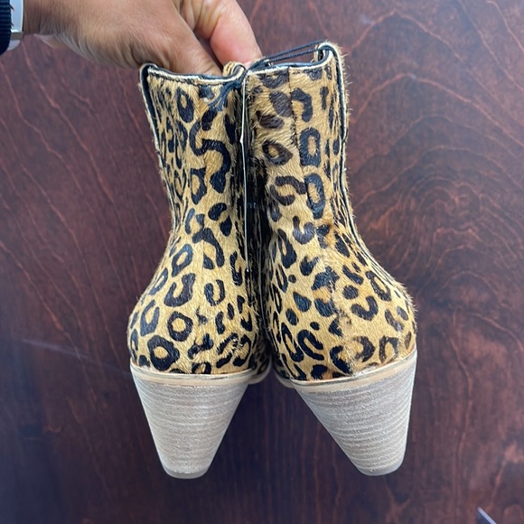 🤎SOLD🖤Frye Women's And Co. Maley Leopard Print Fashion Booties Pointed Toe - Picture 5 of 9
